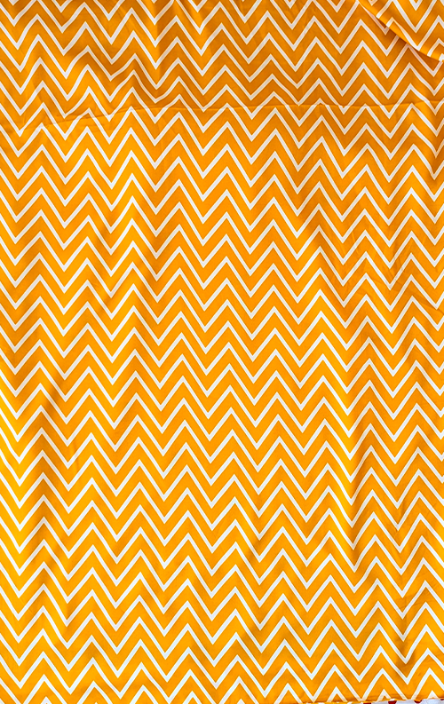 Fabric_Crepe_Yellow zigzag.png